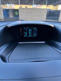 Ford Kuga mk2 - 8