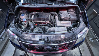 Vůz na náhradní díly VW Touran 1T2 Cross FL 07 BLS JYK LD5Q - 8