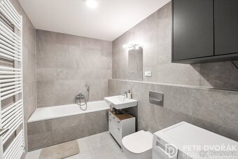 Prodej bytu 2+kk 45 m2 Olgy Havlové, Praha - Žižkov - 8
