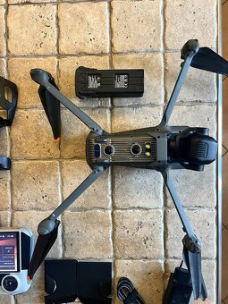 DJI Mavic 3 Pro - 8