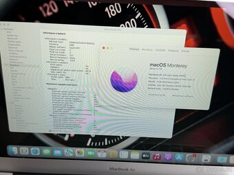 MacBook Air 13'' 2015 / i5 / 4GB / 128GB SSD - DPH - 8