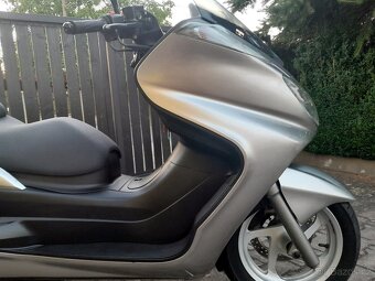 Yamaha Majesty 400i - 8