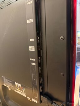 SAMSUNG 32" LCD LED TV, - 8