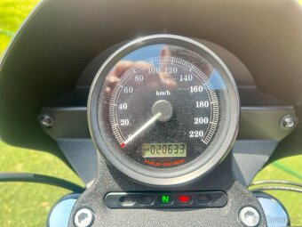 Harley Davidson XL883N IRON - 8