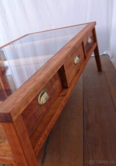Konferenční stolek 3 šuplíky - 8
