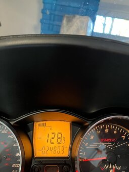 Aprilia SRV 850 - 8