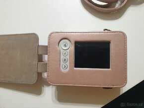 Fujifilm INSTAX mini LiPlay
- 8