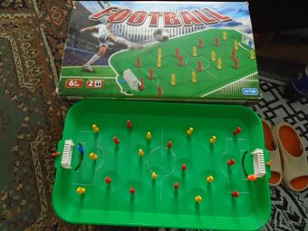 Dětské hračky + knížky + fotbal - 8