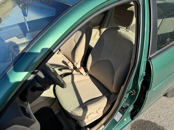Hyundai Accent 1,4i 71KW, NOVÁ STK, TAŽNÉ, MANUÁL - 8