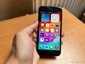 Apple iPhone SE 2020 64GB Black - 8