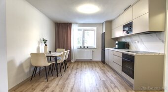 Pronájem bytu 2+1 s balkonem, Uherský Brod - 8