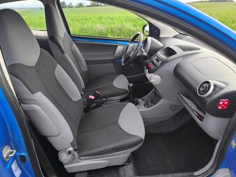 Citroen C1 - REZERVACE do 3.8. - 8