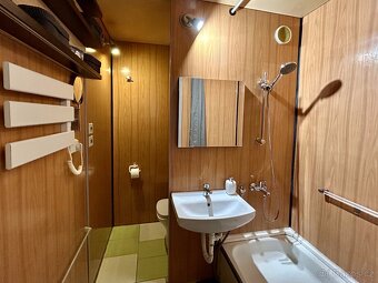 Prodej bytu 2+kk 47 m² třída Edvarda Beneše, Hradec Králové - 8