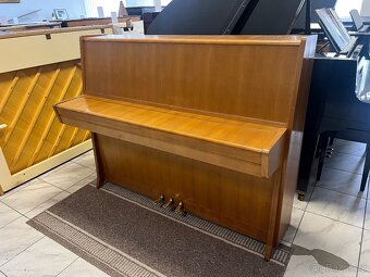 Petrof k 114 se zárukou 2 roky. PRODÁNO - 8