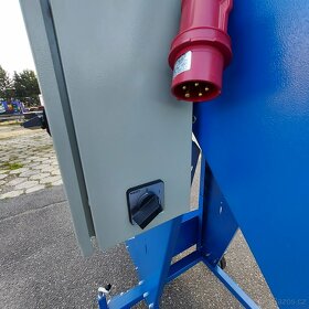 PYTLOVACÍ VÁHA - 8