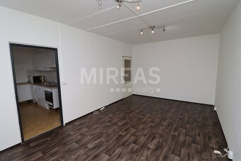 Milovice, pronájem bytu 2+1, 61 m2 s lodžií a sklepem, okr.  - 8