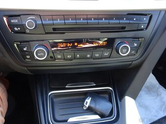 BMW 420i Grand Coupe r.v.2015 (135 kw) MANUÁL - 8