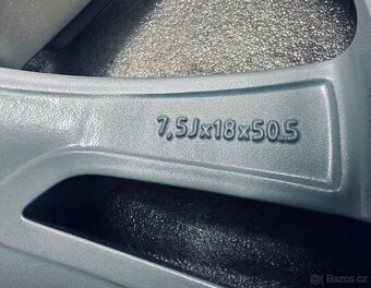 TOP sada zimní Volvo XC40 R18 originál - 8