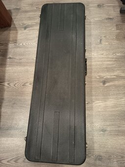 Basová kytara fender - 8