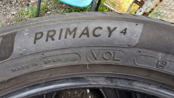 Letní pneu 255/45/20 Michelin - 8