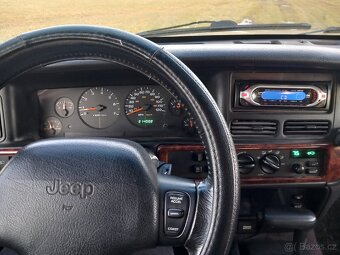 Jeep Grand Cherokee 4.0 - 8