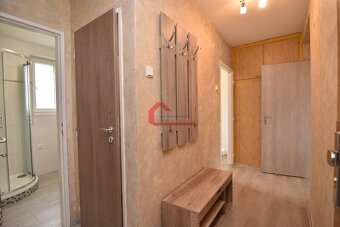 Pronájem, byt 3+1 Hodonín, Skácelova, balkon, 2 sklepy, CP 6 - 8