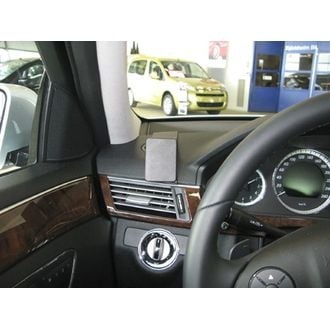 Skvělý Brodit držák telefonu do Mercedes W212 - 8