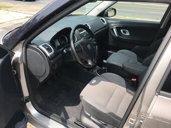 Škoda Fabia II kombi 1.2 HTP+LPG 174 000 km 51 kW ČR původ - 8