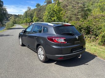 Renault Megane limited combi 1.2i tce 85kw. 2015 1. majitel - 8