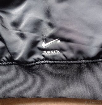 Oboustranný bomber Nike - M (L) jako nový - 8