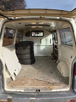 VW TRANSPORTER T5 LONG / 1.9 TDI / 77KW - 8