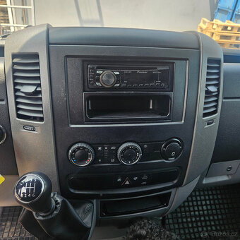 ZAMLUVENO VW CRAFTER 2,0TDI, KLIMA, 100kW - 8