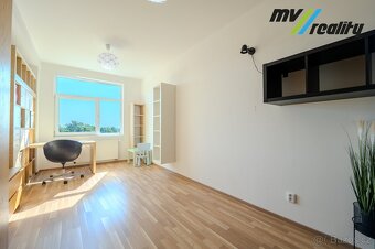 Milovice, prodej bytu 3+kk, 91m2 s lodžií., ev.č. 1900 - 8