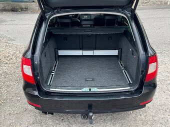 Škoda Superb, 2.0,4X4,ELEGANCE,TAŽNÉ,BIXENON - 8