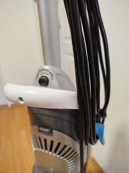 Tyčový vysavač - 8