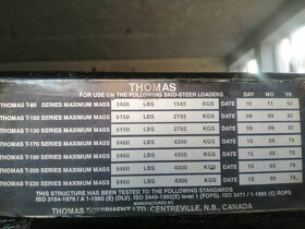 Smykový nakladač - 8