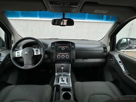 Nissan Navara Double-Cab 2,5DCI - 8