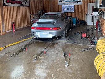 911 typ 993 - 8