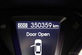 Hyundai i30 1,6 CRDi ČR,VÝHŘEVY,DPH,2014 - 8
