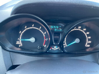 Ford Tourneo Courier 1.0 EcoBoost TITANIUM - 8