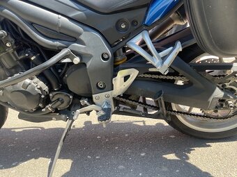 Triumph Tiger 1050 - 8