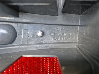 pravé zadní světlo Opel Astra F 90442022 , 1222008 - 8