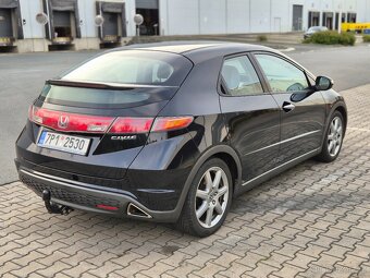 Honda Civic 1.8 iVTEC - 8