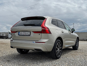 Volvo XC60 D5 Momentum AWD A/T - 8