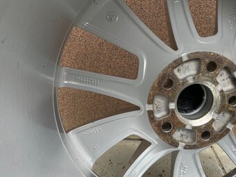 Alu kola Škoda Braga 225/40 R18 - 8