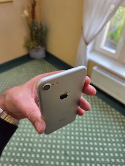 iPhone 7 white 32gb, baterie 100% - 8