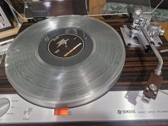 gramofon Yamaha Model YP-D 51 - 8