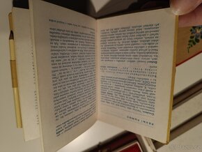 Staré krabičky a plakety - 8