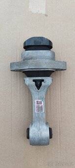 Silentblok drzak motoru Kia Xceed ceed Hyundai i 21810-J7200 - 8