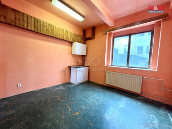 Pronájem skladu, 81 m², Děčín, ul. Ústecká - 8